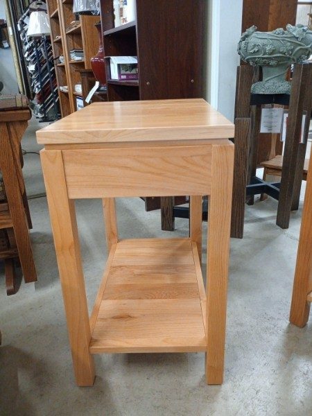 2 West Modern Chairside Table (Natural)