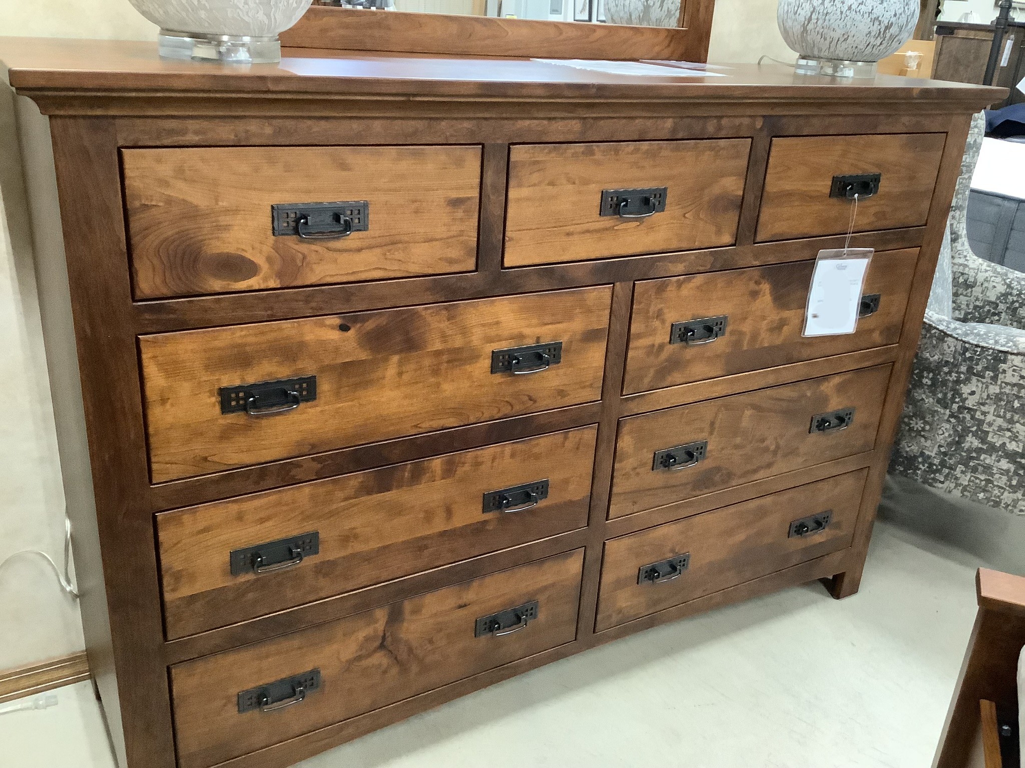 Canton 9 Drawer Dresser (Rustic Cherry/Michaels Cherry)